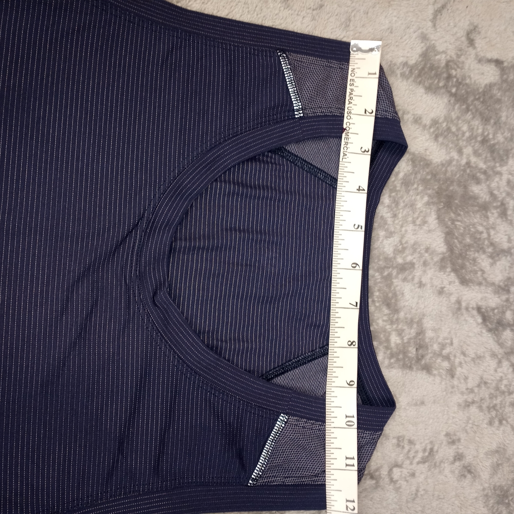 Lululemon Women's Navy Sleeveless Tank Top Size 4 - Picture 14 of 16